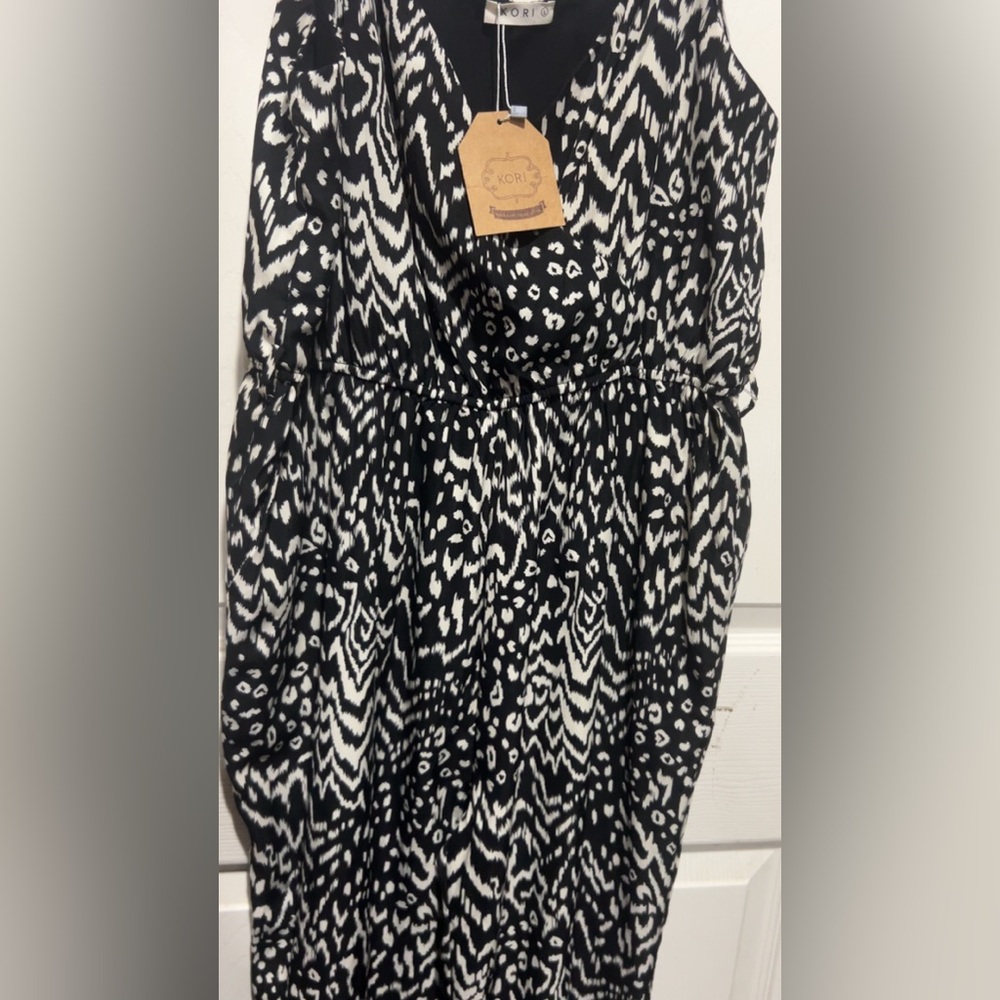 Kori black and white animal print jumpsuit #jumpsuit #animalprint - Picture 5 of 8